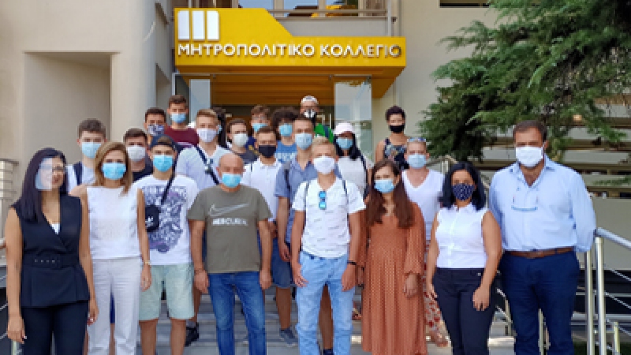 Εκπαιδευτική επίσκεψη από ομάδα Πολωνών φοιτητών στο Μητροπολιτικό Κολλέγιο Λάρισας