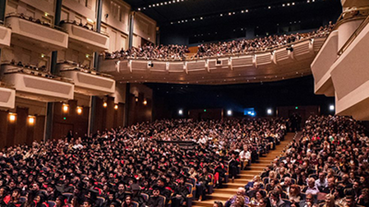 Η μεγαλειώδης Τελετή Αποφοίτησης του Μητροπολιτικού Κολλεγίου Θεσσαλονίκης