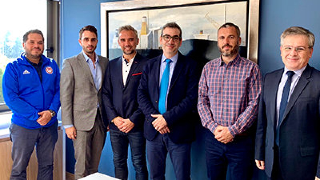 O Διευθυντής της Ακαδημίας Ποδοσφαίρου του Ολυμπιακού, Ricardo Peres, στις εγκαταστάσεις του Campus Πειραιά