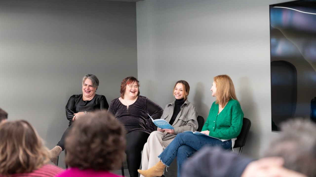 Παρουσίαση βιβλίου από τη συγγραφέα με Σύνδρομο Down Μαίρη Σύρρου στο Campus Λάρισας