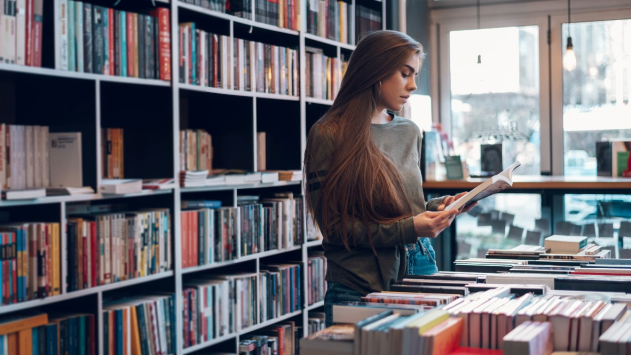 MA Creative Writing: Οι απόφοιτοι του Μητροπολιτικού Κολλεγίου κάνουν το συγγραφικό τους όνειρο πράξη